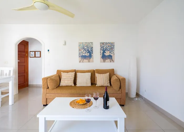 Marina Nº 340 * 莫甘海滩